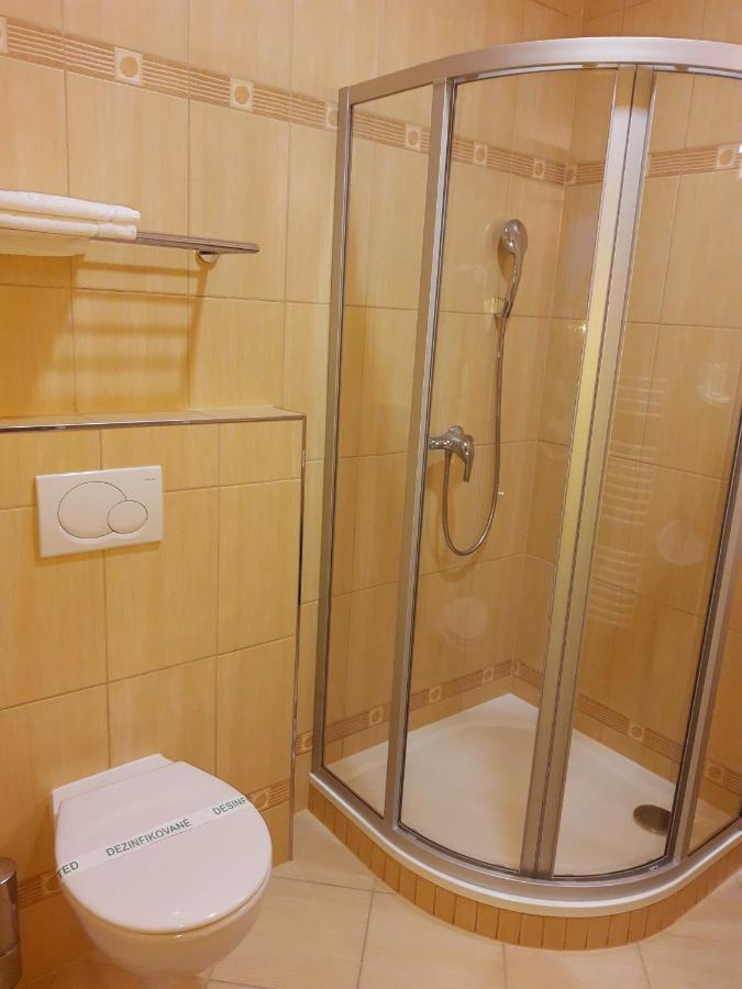 Hotel Air Holic Екстер'єр фото