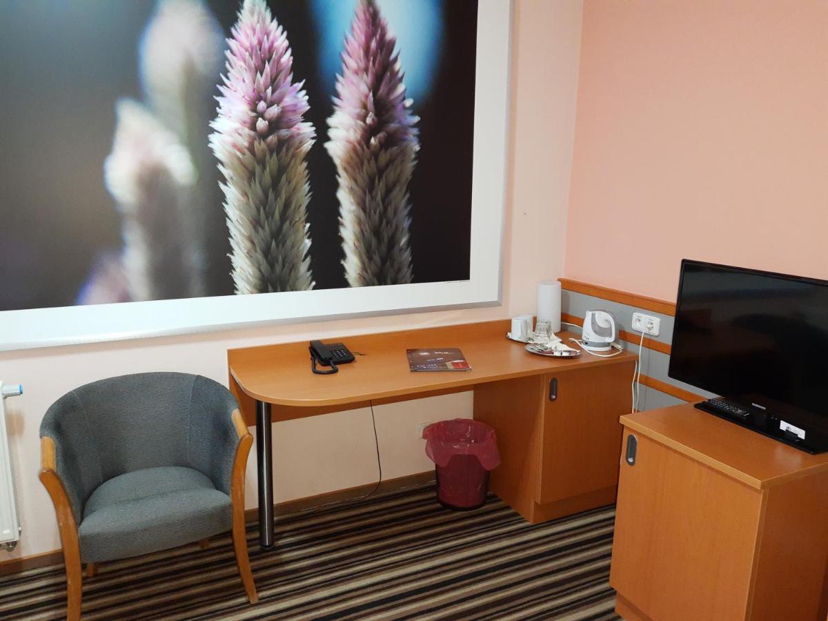Hotel Air Holic Екстер'єр фото